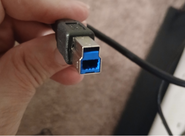 071226_USB_2_Extern_s.jpg