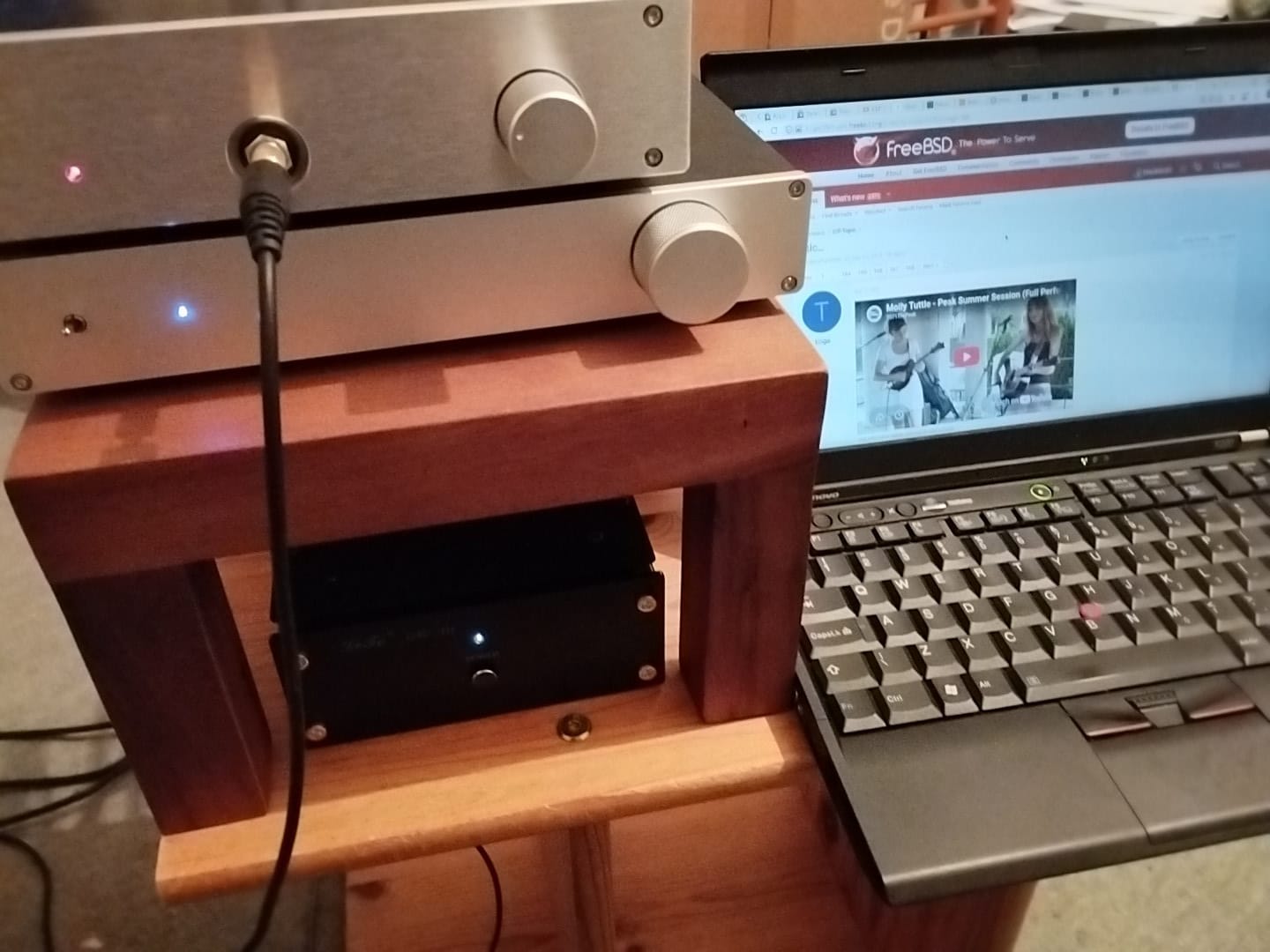 dac-stand.jpg